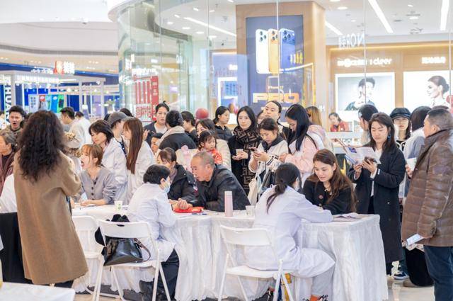 半个月商场们又又又整新活!不朽情缘手机版2025最后(图16) 半个月商场们又又又整新活!不朽情缘手机版2025最后(图16)